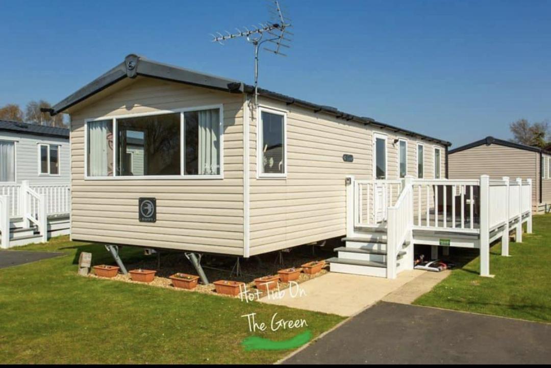 Home From Home Lettings At Tattershall Lakes - The Green Eksteriør bilde